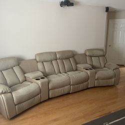 Reclinable Couch 