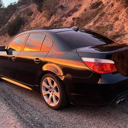 2006 BMW 550i - 535i