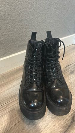 Woman’s black boots