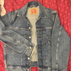 denim jacket levi’s 