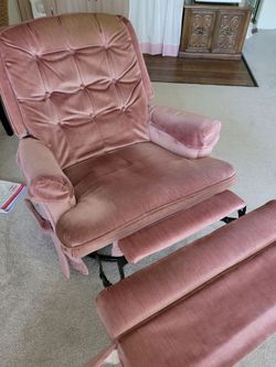 *FREE* Vintage Swivel Rocker Recliner Chair