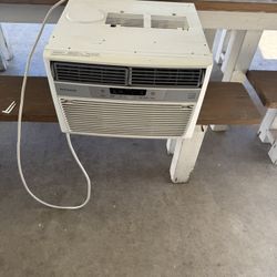 Frigidaire 8k BTU Window AC
