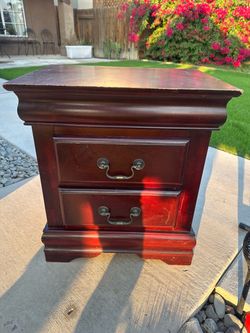 $5 small night stand