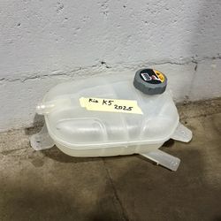 2025 KIA K5 Coolant Reservoir