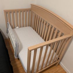 GRACO 5-IN-1 Crib