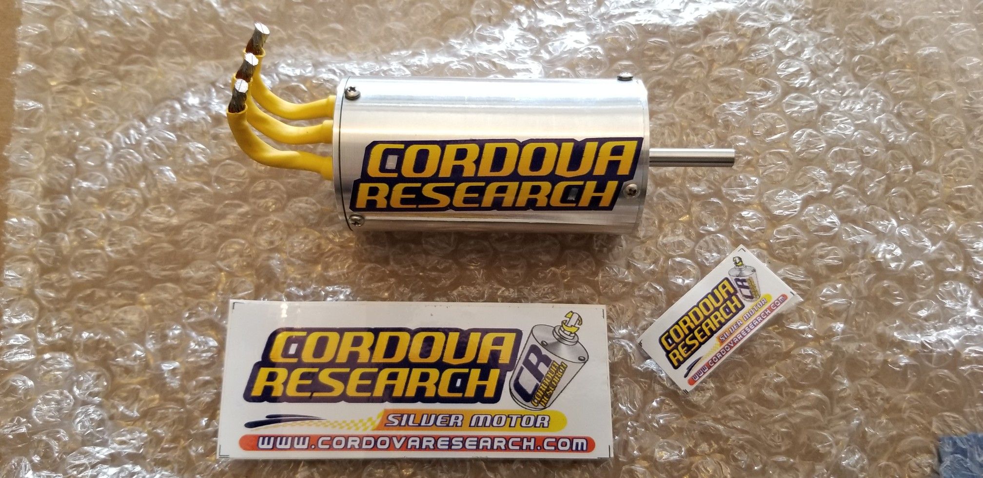 RC ELECTRIC MOTOR CORDOVA RESEARCH - 1.4X3.0 INCH-1900kv - 1/8 SCALE 8S