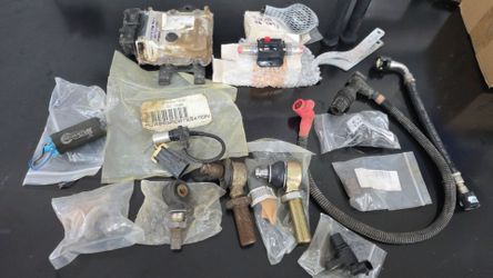 Polaris Rzr 800 parts and ecu