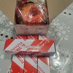 2009-2016 Toyota Corolla Spark Plugs and Oil Filter OEM