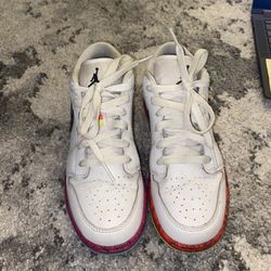 3.5Y Nike Low Jordan 1