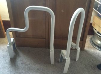 Bathroom Safety Bars for the Elderly