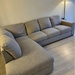 Simple Couch 