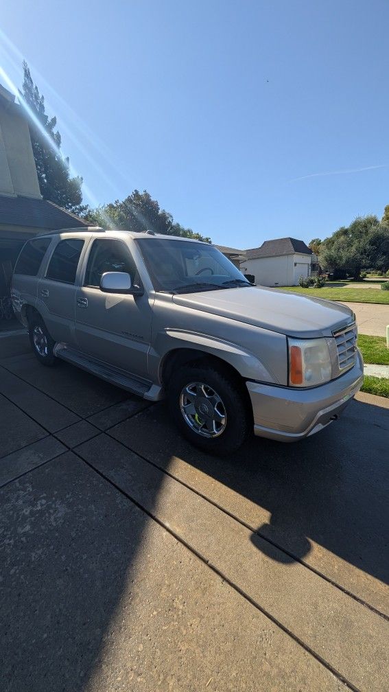 2005 Cadillac Escalade
