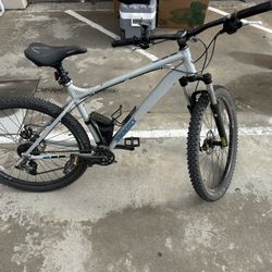 Diamondback Hook Men’s Mountain Bike