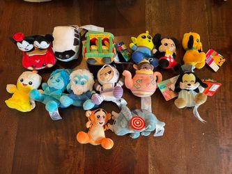 Disney Wishables Lot Of 14