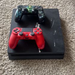 PS4 1 TB and two controllers
