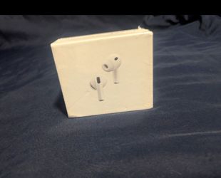 BRAND NEW AIR POD PRO 3!