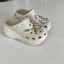 Platform Crocs Size 7 