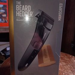 The Beard Hedger With Comb 