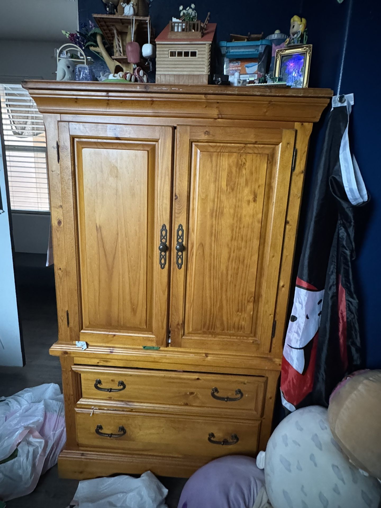 Armoire