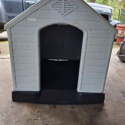 Dogs House 
