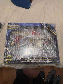 Brand New “Batman + The Flash Vs Gorilla Grood”