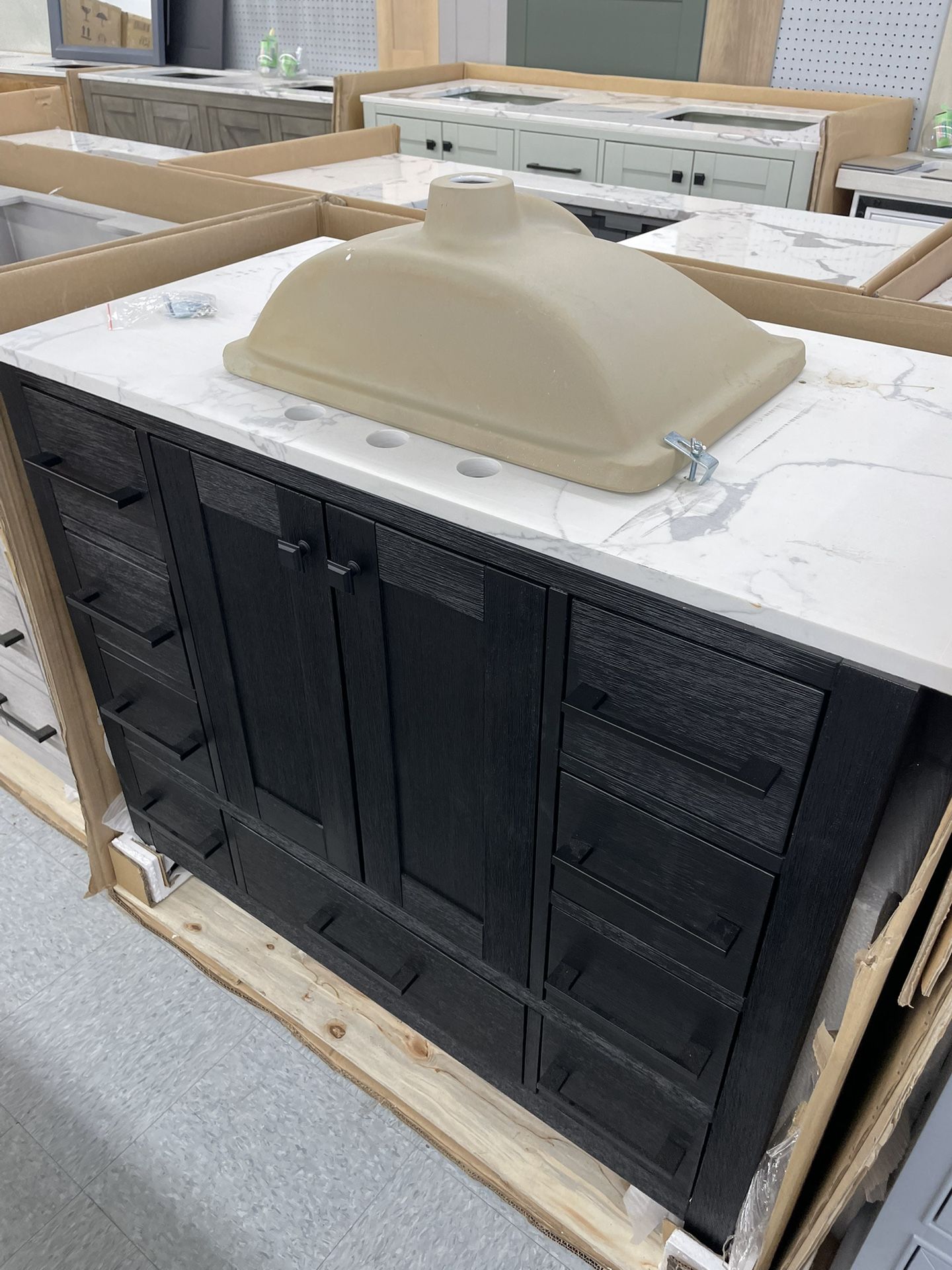 Bathroom vanity cabinet 42” solid mango Quartz top with sink and backsplash 