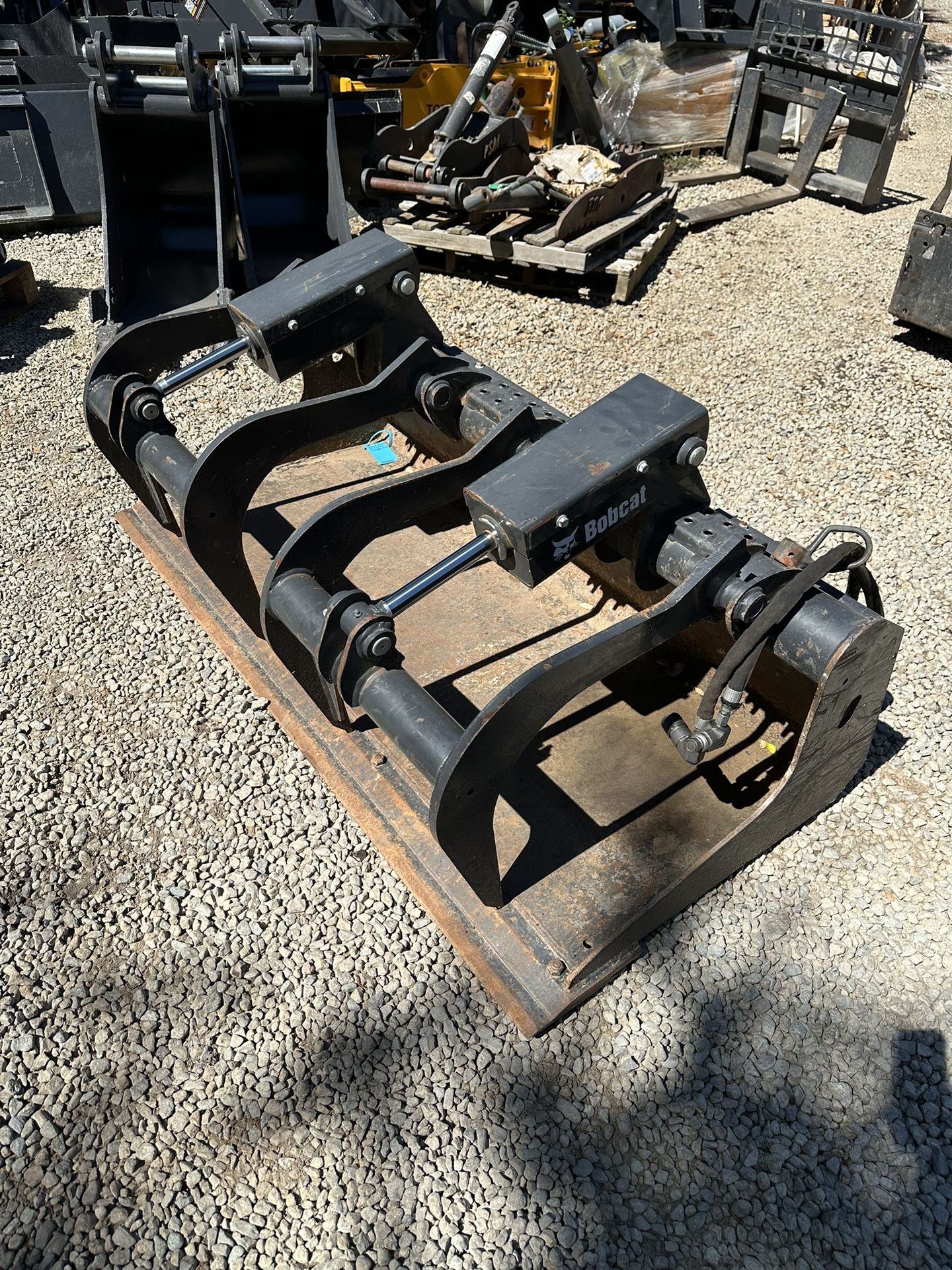 Factory Bobcat Grapple Bucket Attachment