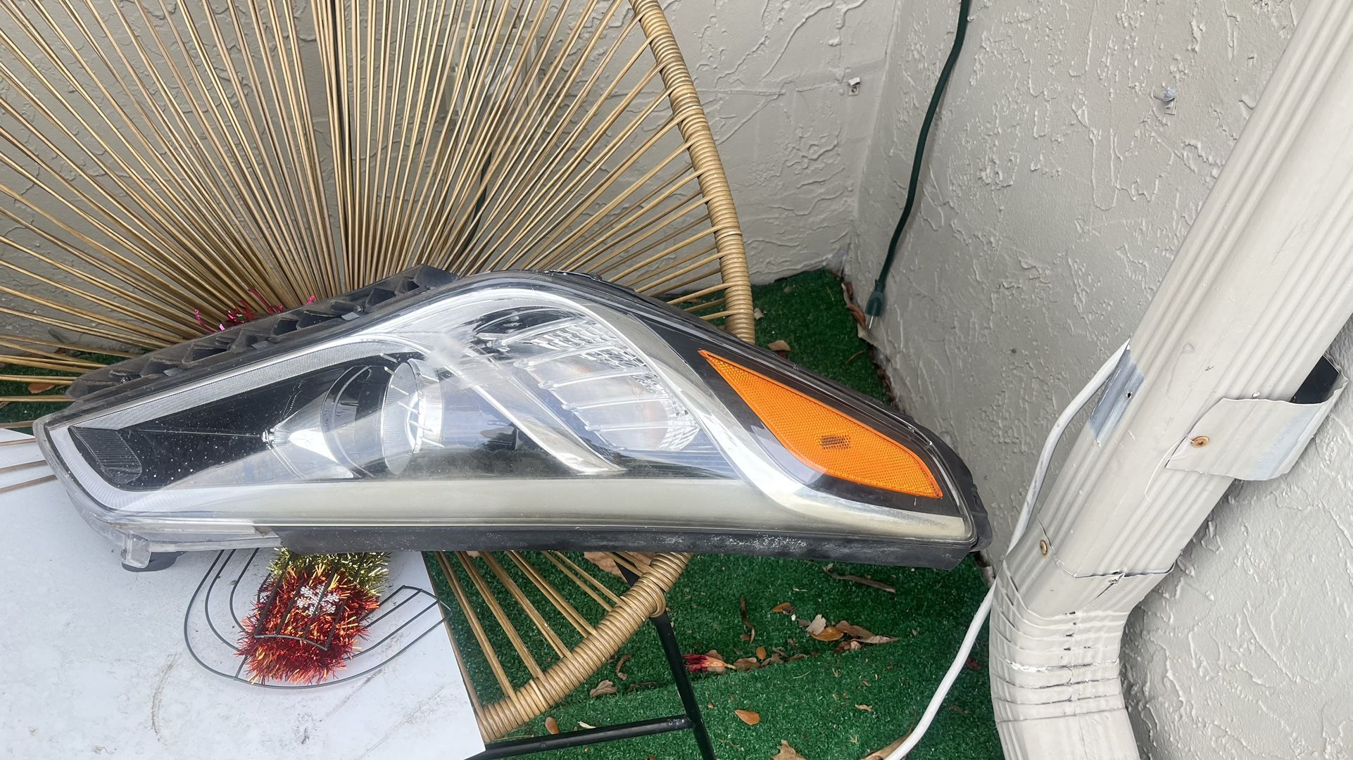 2015 To 2016 Hyundai Sonata Headlight Passenger Side