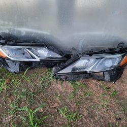 2018 TO 2022 TOYOTA CAMRY SET OF HEADLIGHT