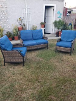 Pato Loveseat And 2 Chairs