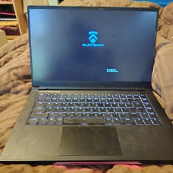 Gaming Laptop - Eluktronics MAG-15