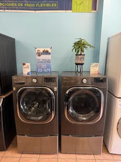 LG Front load Washer and Gas Dryer Set