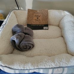 Dog Bed With Throw Blanket 
