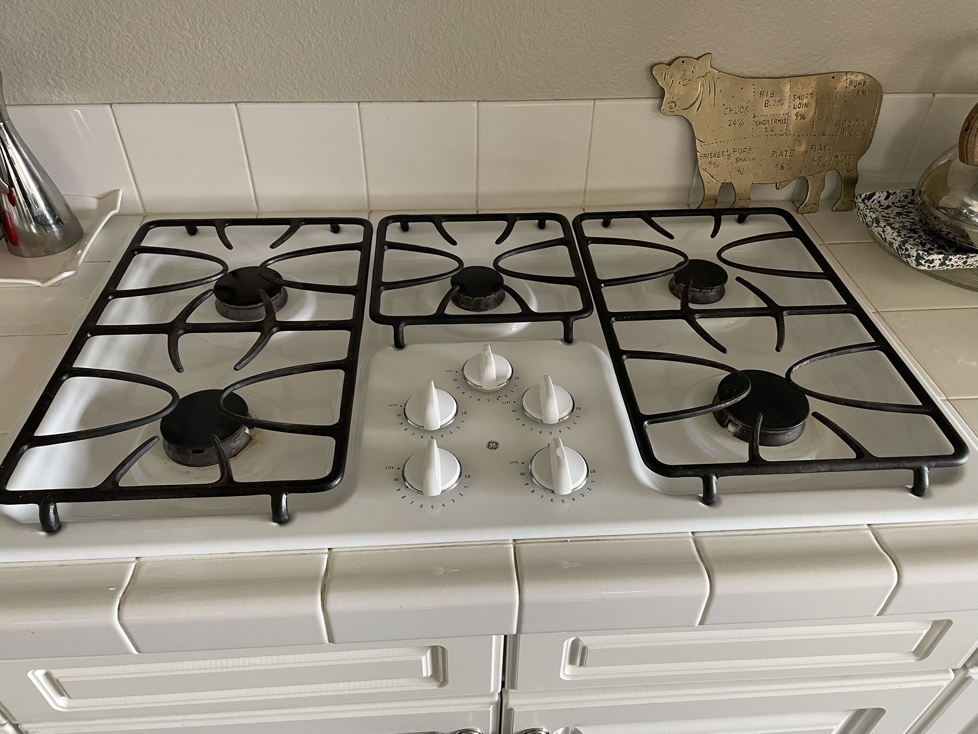 GE Gas Cooktop Runs And Looks Good