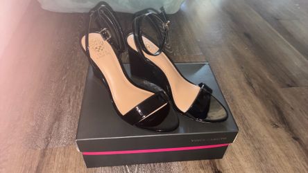 NWB Vince Camuto Women Black Heel