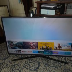 Samsung Smart Led TV 40" Inch 4K Ultra HD UN40MU6300FXZA Remote control Includes 