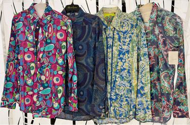 4 Robert Graham Long sleeve shirts size SMALL