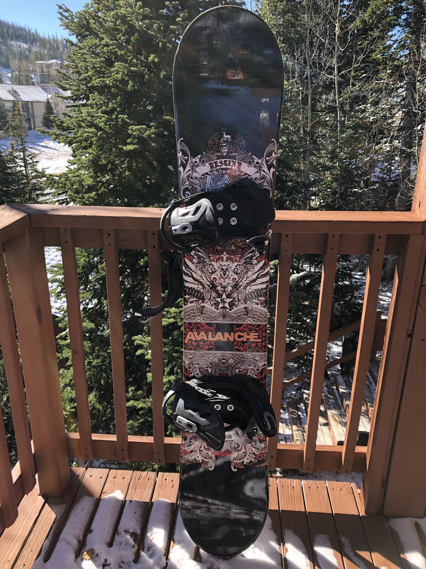 Burton Avalanche Snowboard, Bindings & Boots- used 1 time:)