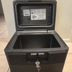 Sentry Safe Box Waterproof and Fireproof