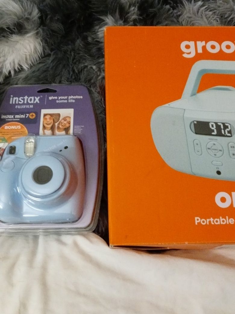 Groove ONN Portable CD Boombox , Instax. Camera