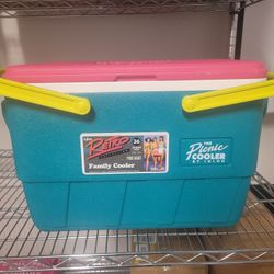 Igloo Retro Picnic Cooler 23L 25qt