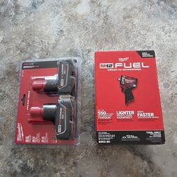 M12 Stubby 1/2" With TWO M12 XC 3.0 Batteries