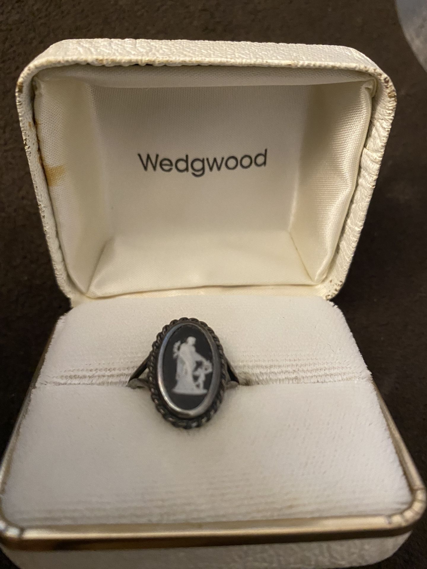 Wedgewood Antique Ring