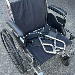 Cushion wheel chair