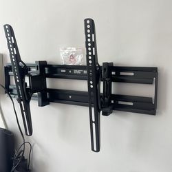 Tilting TV Mount
