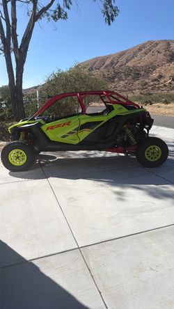 2022 Polaris rzr pro R ultimate 4 seater launch edition