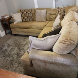 Sectional Couch. ..... Delivery Available 