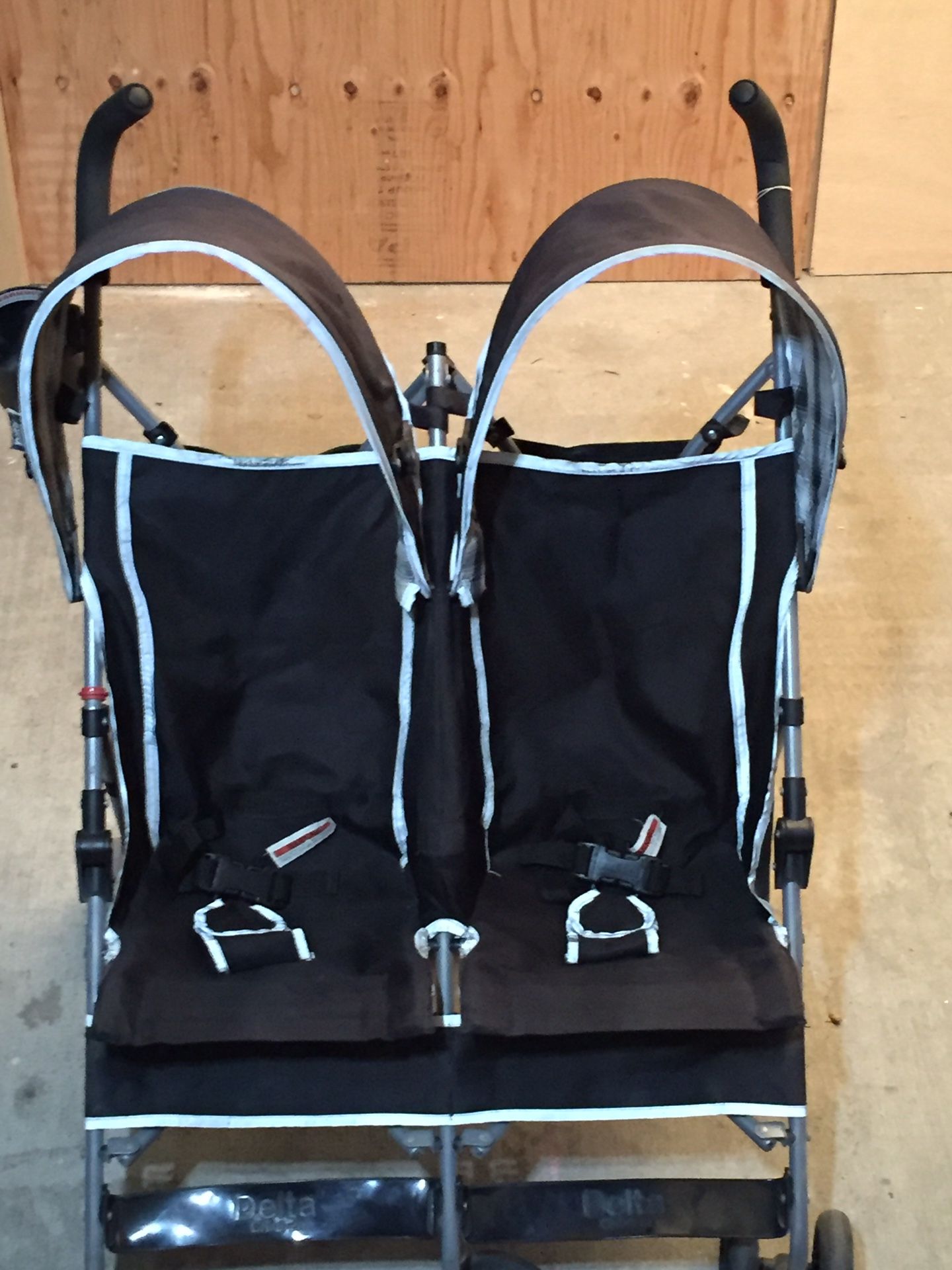 Double Lightweight Umbrella Stroller - Delta