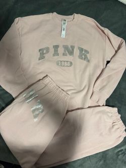 Victoria's Secret PINK Sweatsuit Set