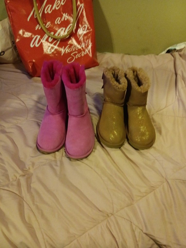 UGG MINI BOOTS FOR SALE